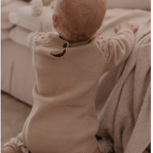 Knitted Spot Detail Romper | Cream | Size 18 - 24 Months | Adorable & Flawless - Picture 8 of 8